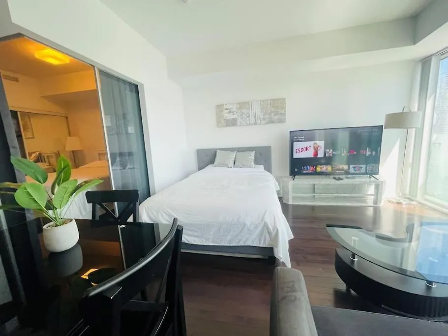 アパート Newdowntown Condo By Unionstationscotiaarena トロント カナダ